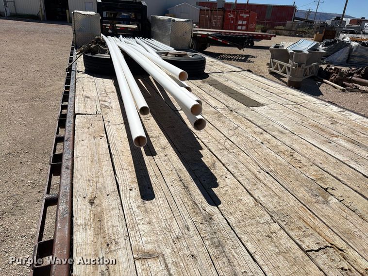 image for item EW2242 2014 PJ equipment trailer