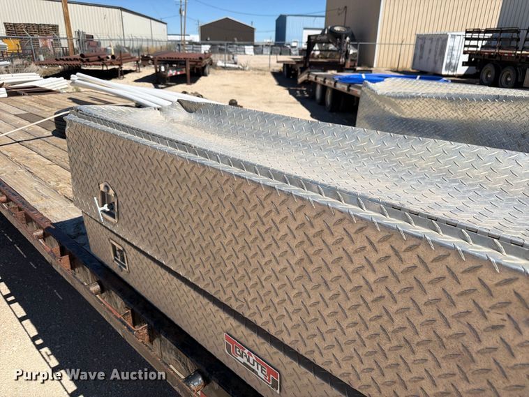 image for item EW2242 2014 PJ equipment trailer