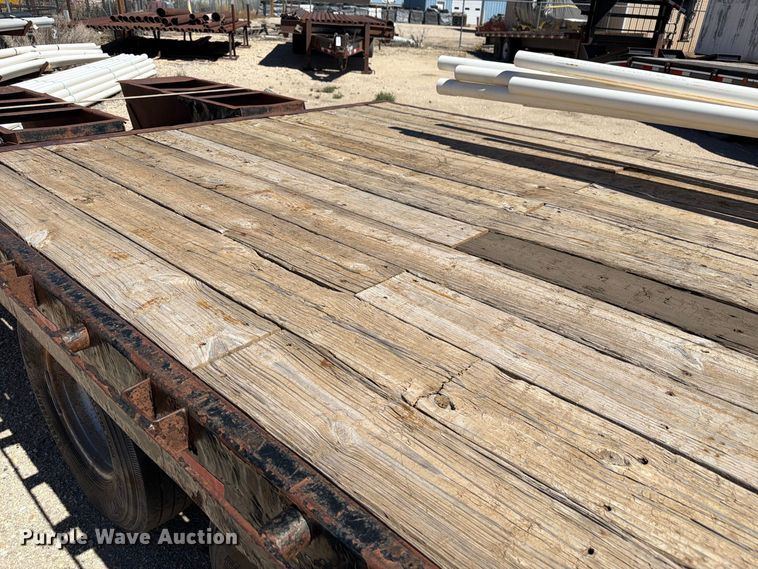 image for item EW2242 2014 PJ equipment trailer