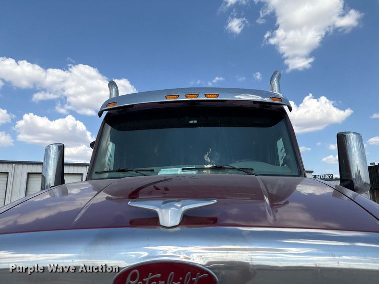 image for item EW8844 2020 Peterbilt 567 semi truck