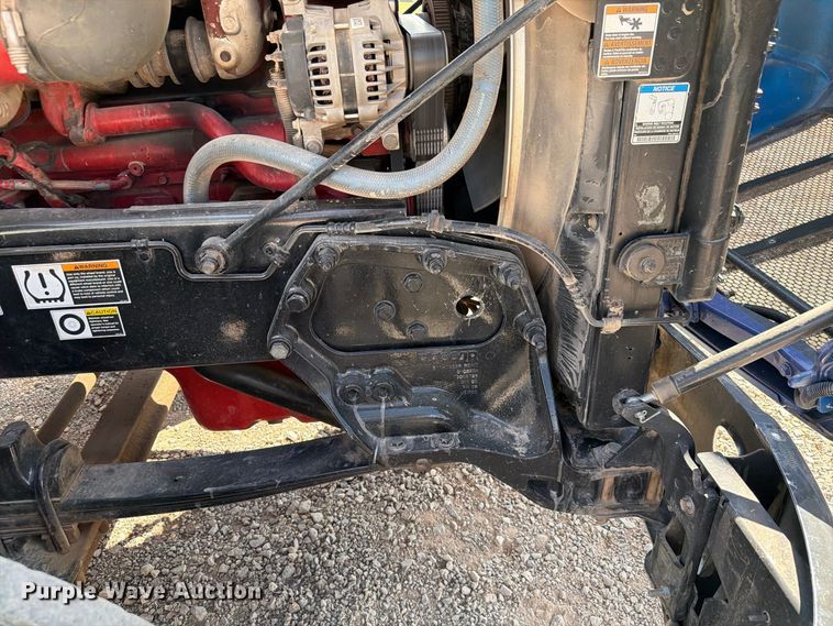 image for item EW8845 2016 Peterbilt 579 semi truck