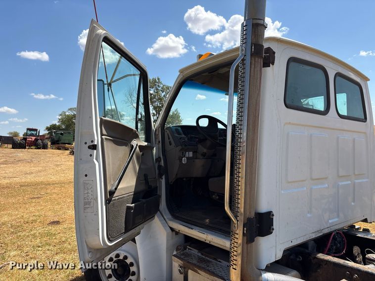 image for item EX0045 2007 Sterling Acterra truck cab and chassis