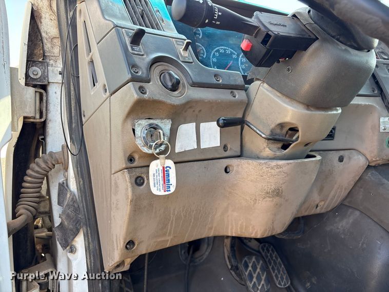 image for item EX0045 2007 Sterling Acterra truck cab and chassis