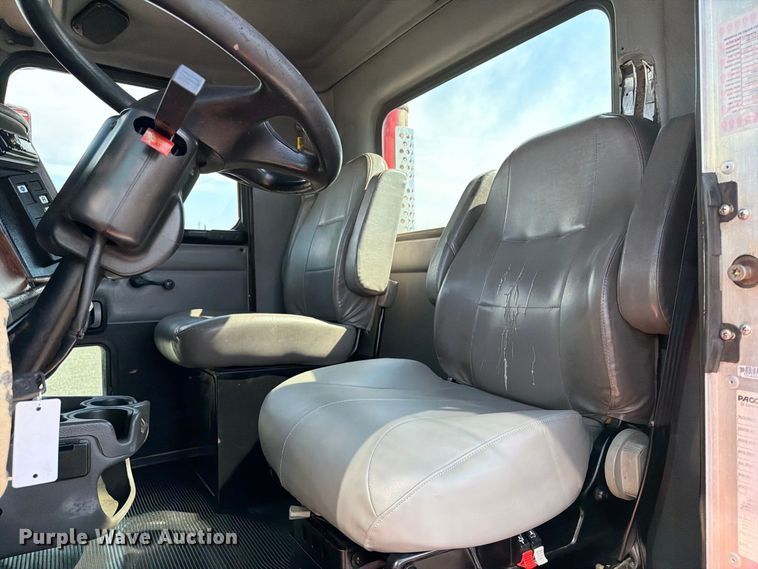 image for item FB5095 2004 Kenworth T300 semi truck