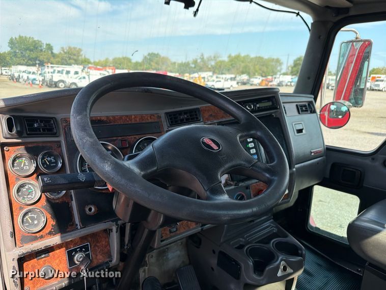 image for item FB5095 2004 Kenworth T300 semi truck