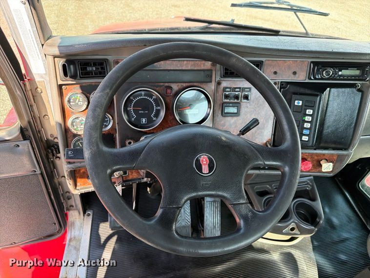 image for item FB5095 2004 Kenworth T300 semi truck