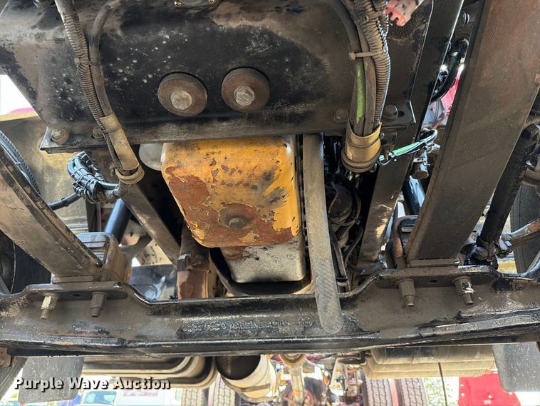 image for item FB5095 2004 Kenworth T300 semi truck