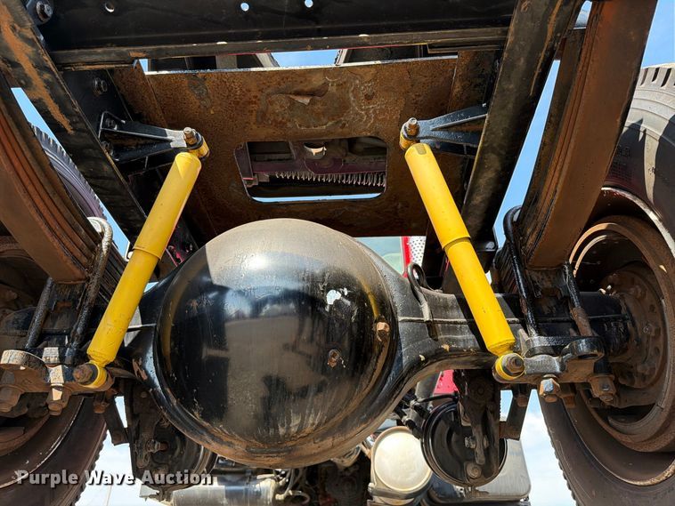 image for item FB5095 2004 Kenworth T300 semi truck