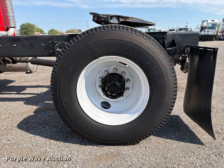 image for item FB5095 2004 Kenworth T300 semi truck