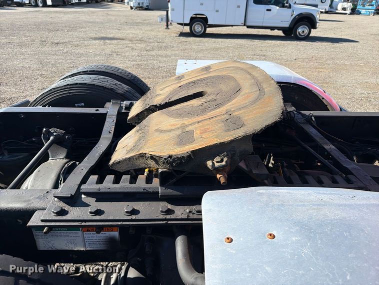 image for item FB5128 2011 Freightliner Coronado SD semi truck