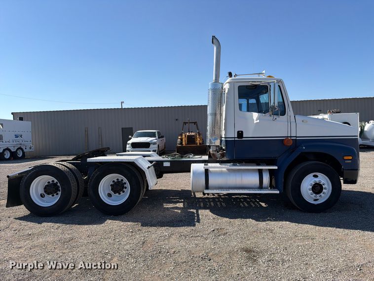 image for item FB5130 1998 Freightliner FL112 semi truck