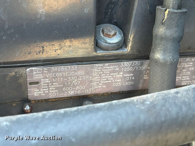 image for item FB5130 1998 Freightliner FL112 semi truck