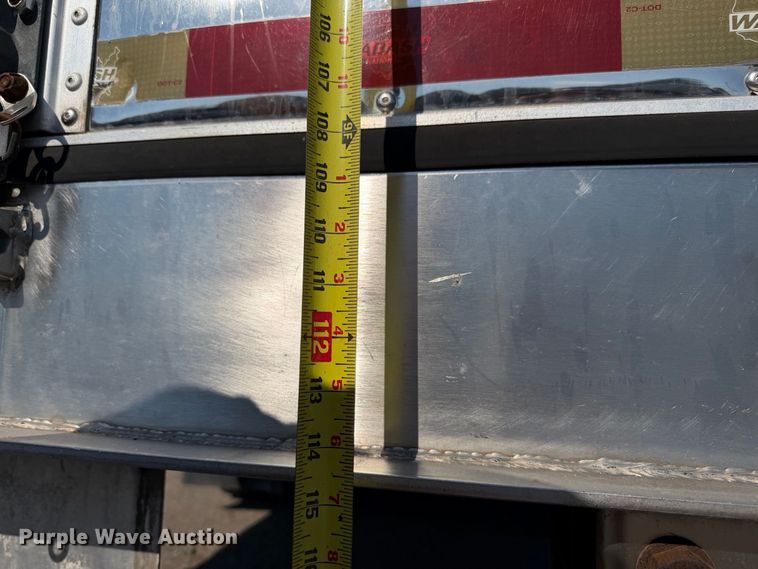 image for item FB5134 2008 Wabash refrigerated van trailer