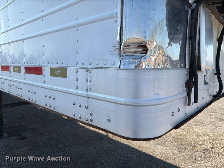 image for item FB5134 2008 Wabash refrigerated van trailer