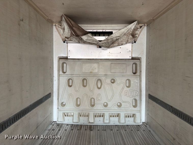 image for item FB5134 2008 Wabash refrigerated van trailer