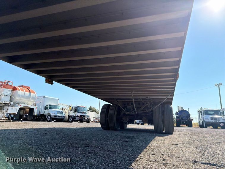 image for item FB5134 2008 Wabash refrigerated van trailer
