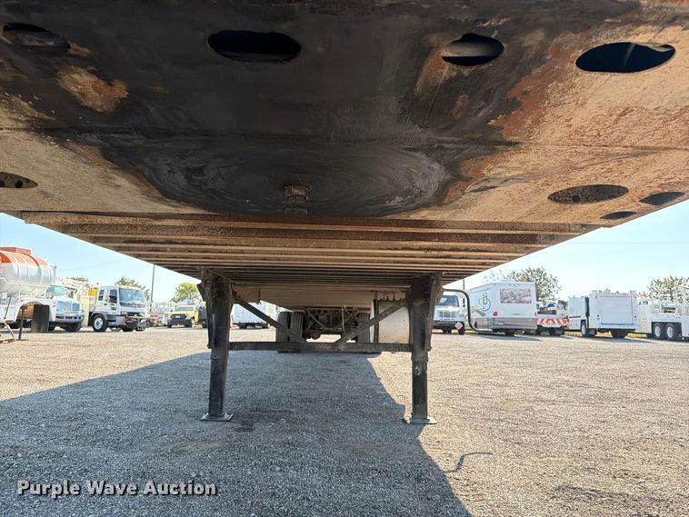 image for item FB5134 2008 Wabash refrigerated van trailer
