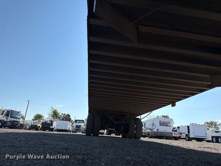 image for item FB5134 2008 Wabash refrigerated van trailer
