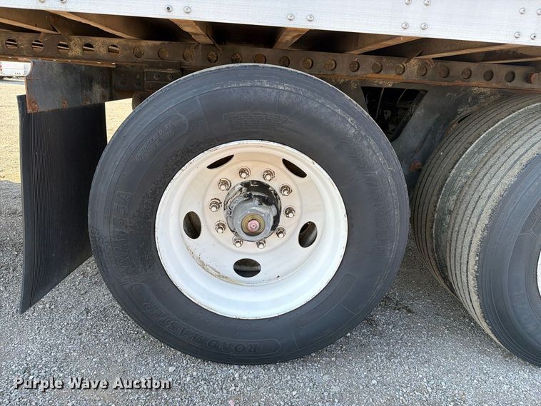 image for item FB5134 2008 Wabash refrigerated van trailer
