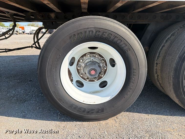 image for item FB5134 2008 Wabash refrigerated van trailer