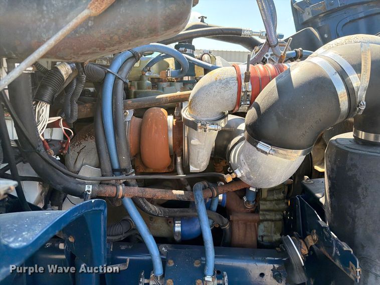 image for item FB5138 1995 Freightliner FL106 semi truck