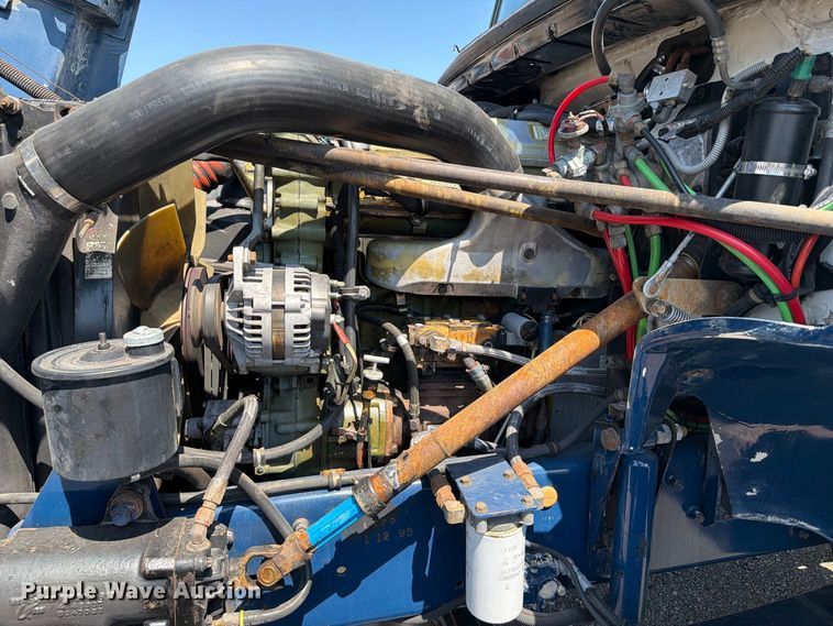 image for item FB5138 1995 Freightliner FL106 semi truck