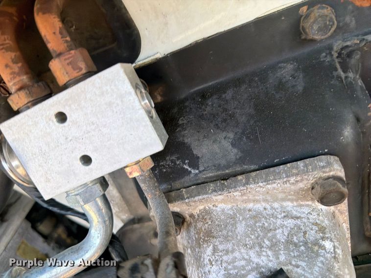 image for item FB5138 1995 Freightliner FL106 semi truck