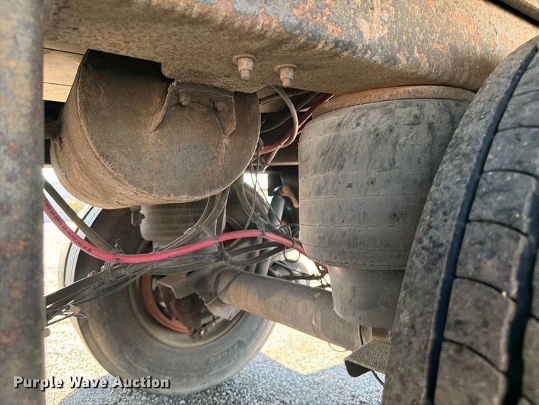 image for item FB5153 2005 Great Dane 7411SSL 101A dry van trailer