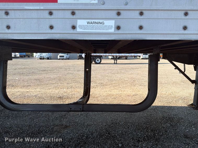 image for item FB5178 2001 Wabash dry van trailer