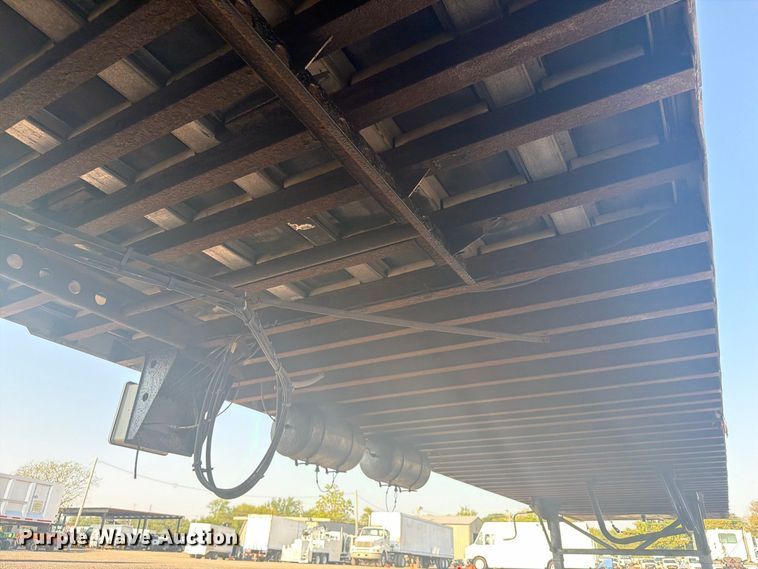 image for item FB5178 2001 Wabash dry van trailer