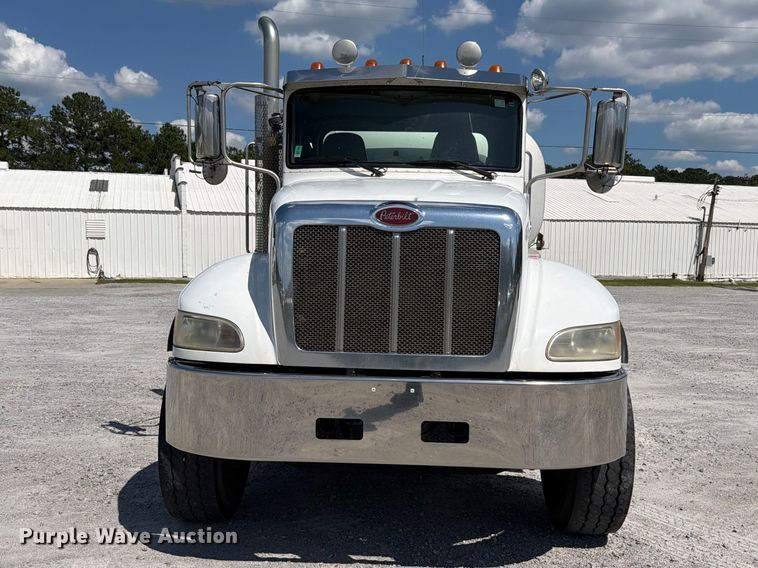 image for item FB8313 2016 Peterbilt 348 fuel truck