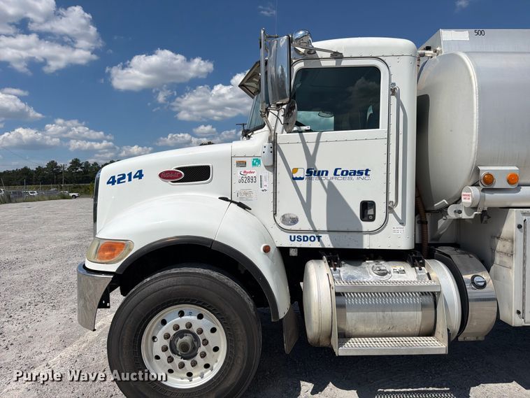 image for item FB8313 2016 Peterbilt 348 fuel truck