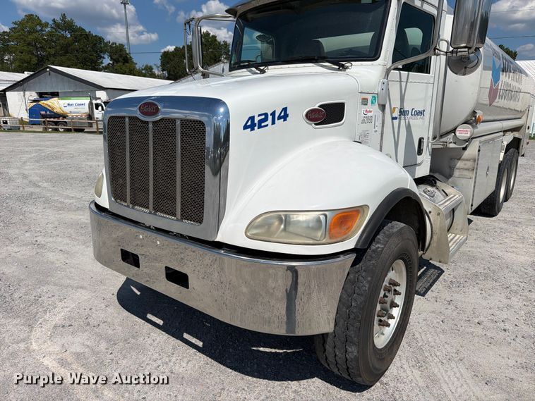 image for item FB8313 2016 Peterbilt 348 fuel truck