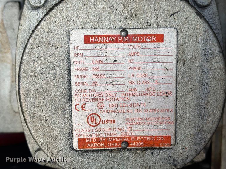 image for item FB8313 2016 Peterbilt 348 fuel truck