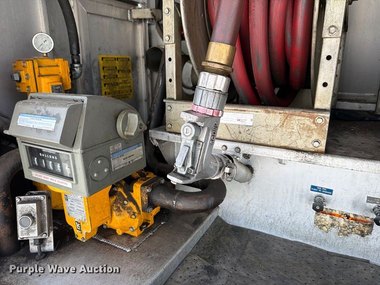 image for item FB8313 2016 Peterbilt 348 fuel truck