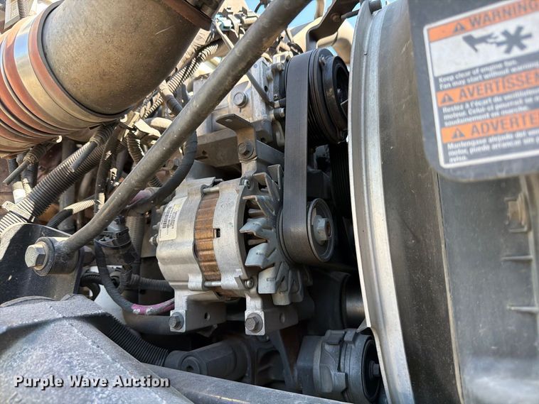 image for item FB8313 2016 Peterbilt 348 fuel truck