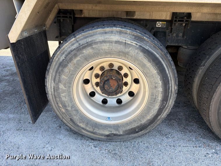 image for item FB8313 2016 Peterbilt 348 fuel truck