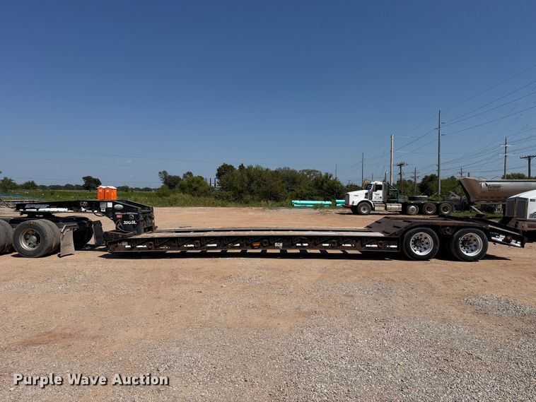 image for item FC4248 2004 Eagle Beaver 35GSLXBR lowboy equipment trailer