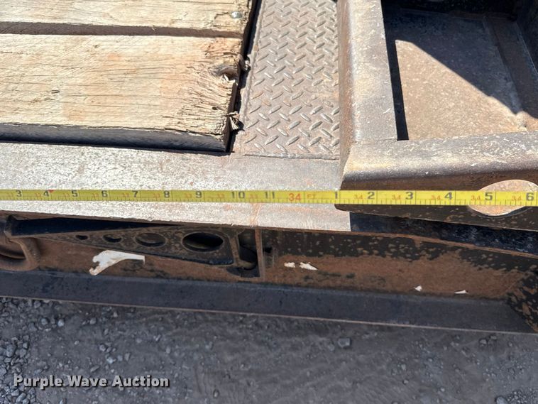 image for item FC4248 2004 Eagle Beaver 35GSLXBR lowboy equipment trailer