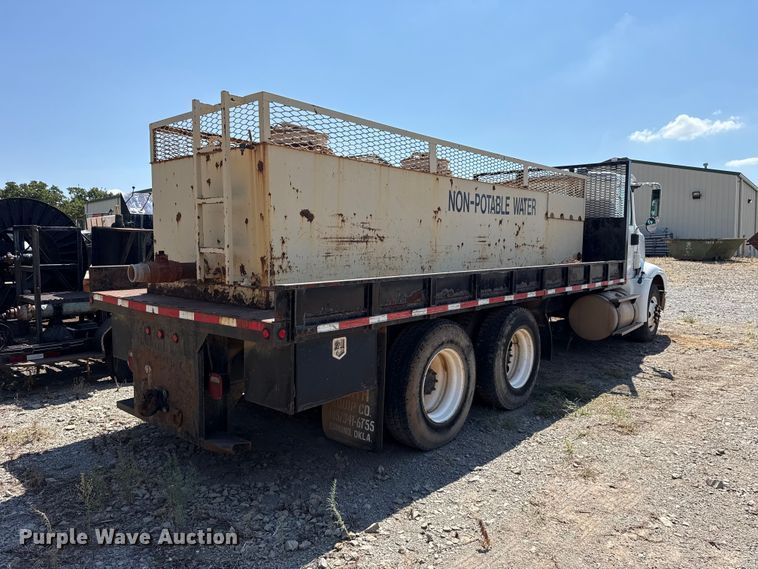 image for item FC4289 2006 International L9200i 6X4 flatbed truck