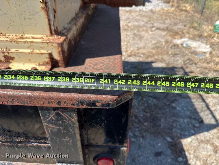image for item FC4289 2006 International L9200i 6X4 flatbed truck