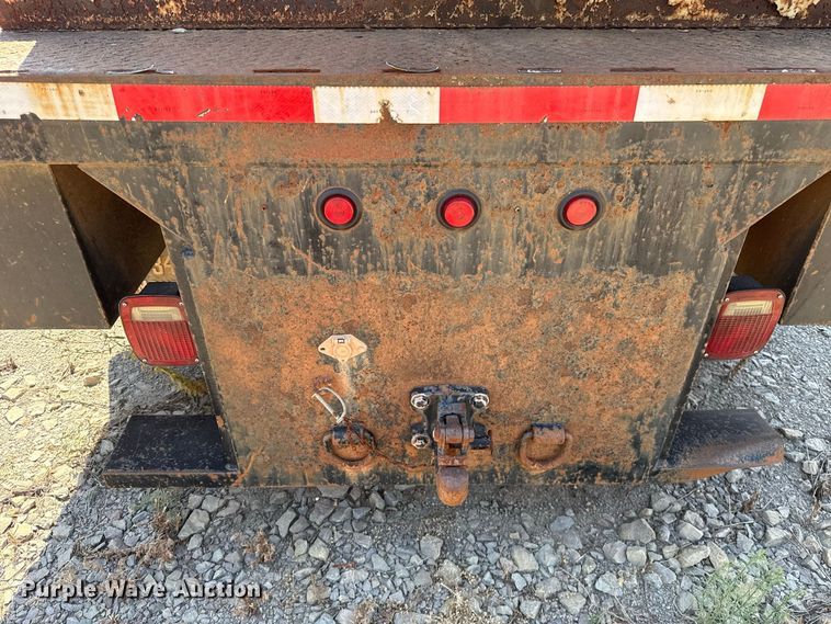 image for item FC4289 2006 International L9200i 6X4 flatbed truck