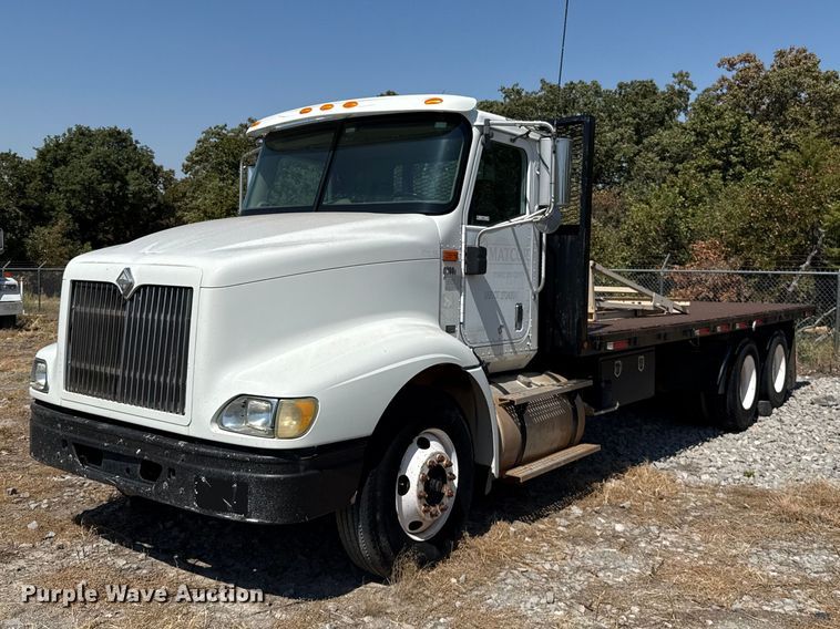 image for item FC4291 2006 International L9200i flatbed truck