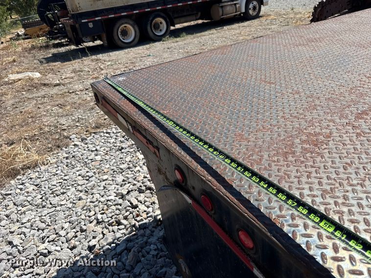 image for item FC4291 2006 International L9200i flatbed truck