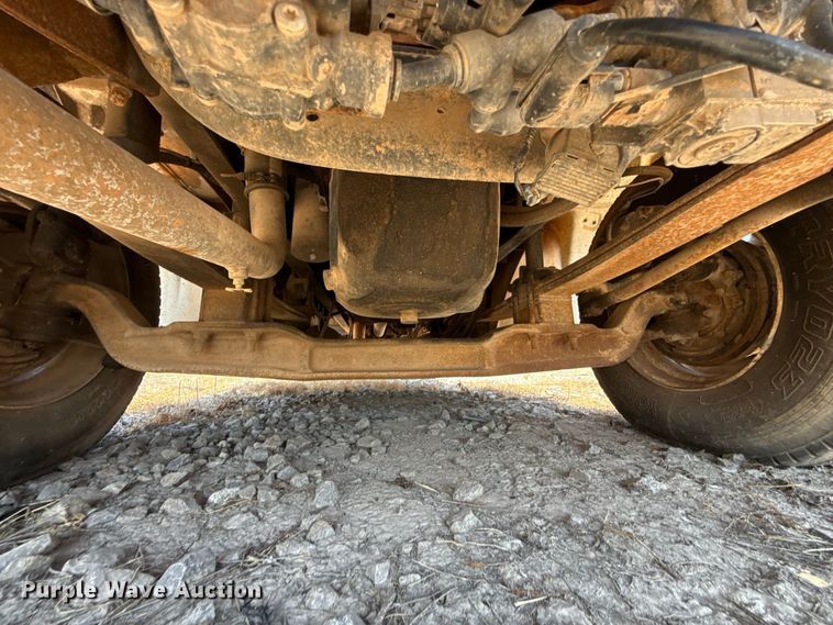 image for item FC4291 2006 International L9200i flatbed truck