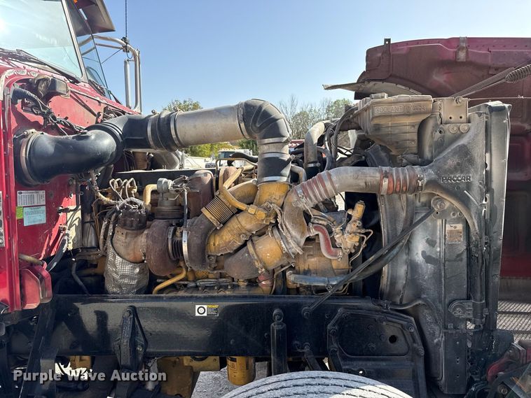 image for item FC4356 2008 Peterbilt 389 semi truck