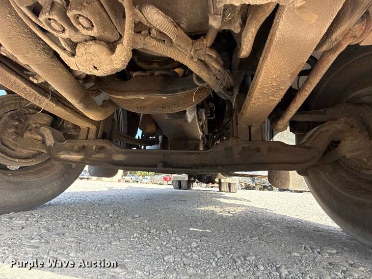 image for item FC4356 2008 Peterbilt 389 semi truck