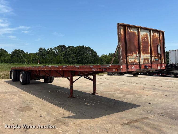 image for item FG0618 1985 Fruehauf PB100-T2W-48XW flatbed trailer