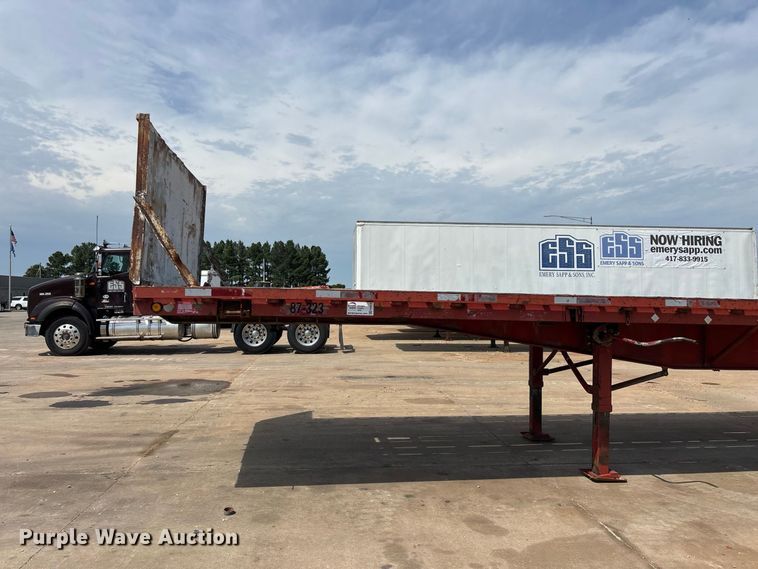 image for item FG0618 1985 Fruehauf PB100-T2W-48XW flatbed trailer