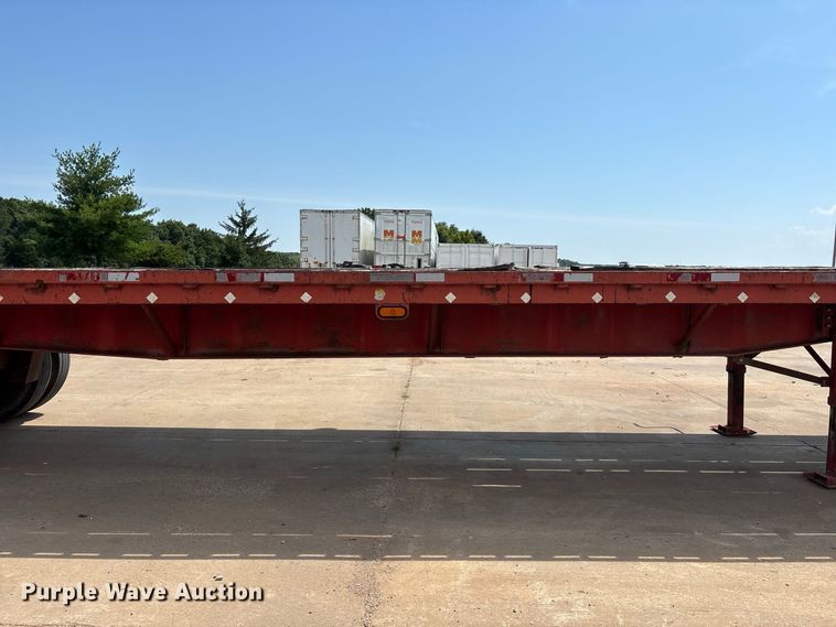 image for item FG0618 1985 Fruehauf PB100-T2W-48XW flatbed trailer
